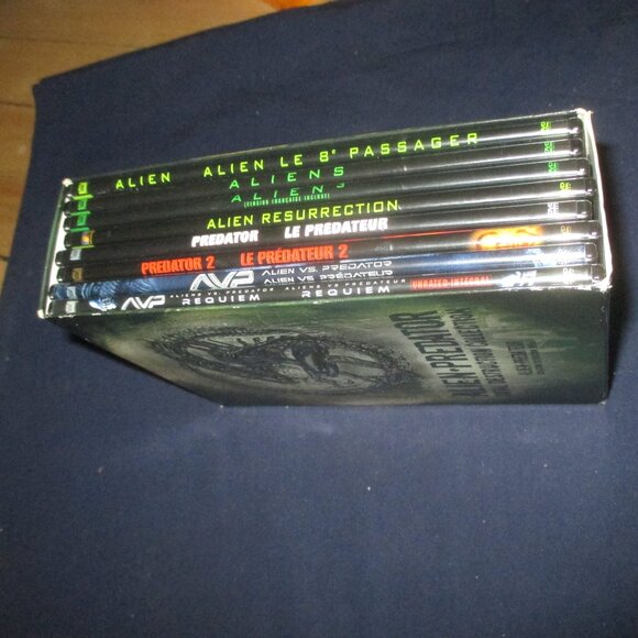 Alien - Predator AVP Total Destruction Collection (DVD, 2008, 8-Disc Set) - Picture 4 of 9